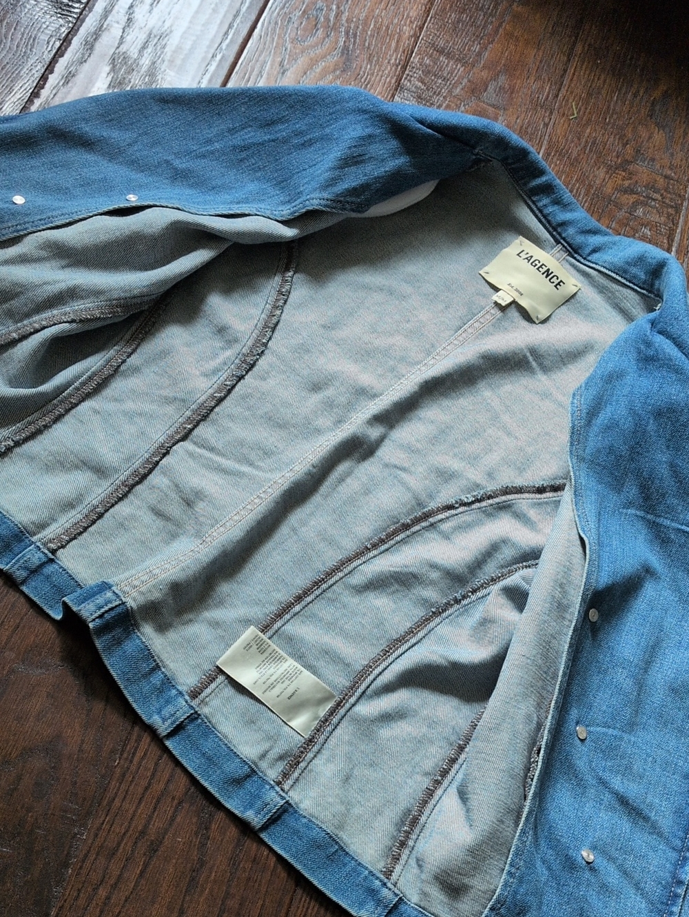 L'AGENCE I Blue Denim Open Front Anchor Button Cropped Wayne Blazer Jacket, M - Picture 9 of 13
